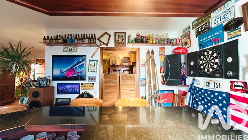 Maison - 195 m² - 8 pièces