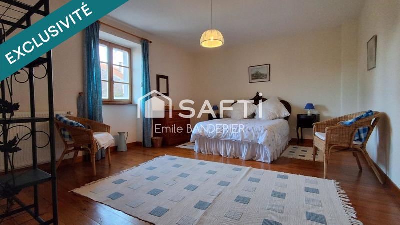 Maison - 234 m² - 6 pièces