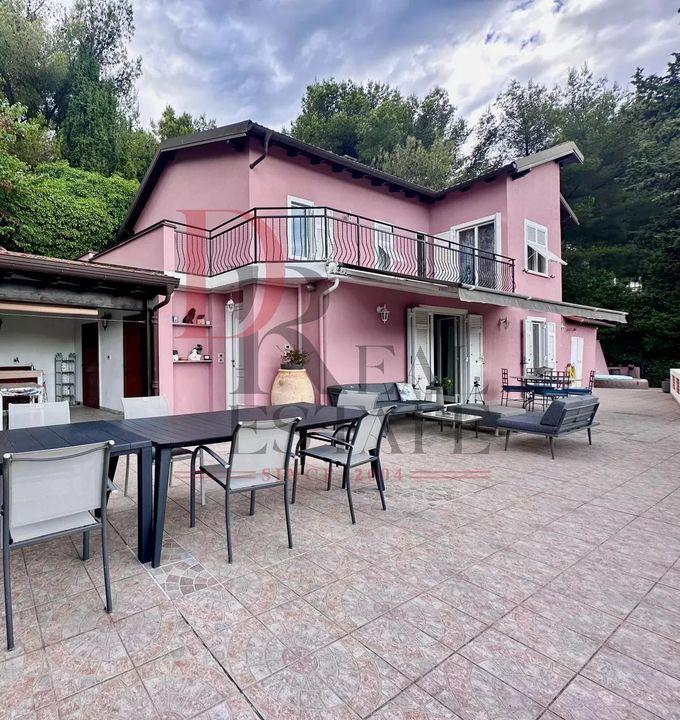 Villa - 125 m² - 7 pièces