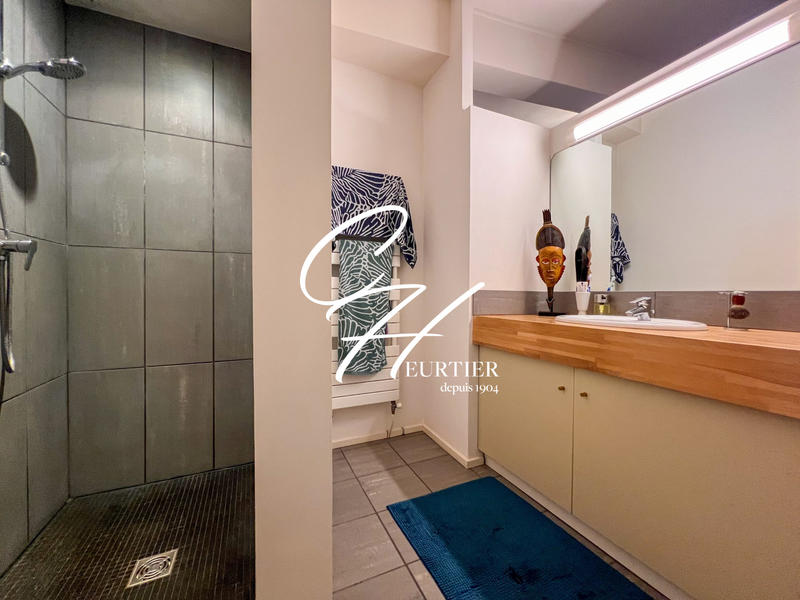 Appartement - 183 m² - 5 pièces