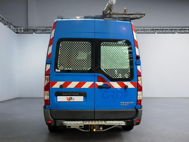 Renault Master Fourgon Fgn L2h2 3.5t 2.3 dCi 100 Confort Euro 5