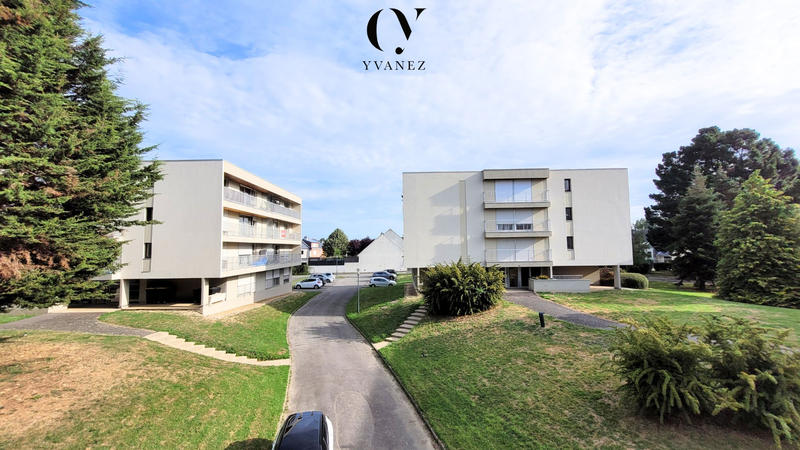 Appartement - 82 m² - 4 pièces