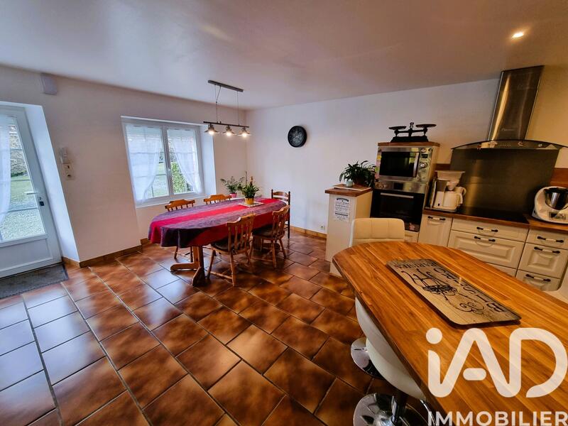 Maison - 156 m² - 6 pièces