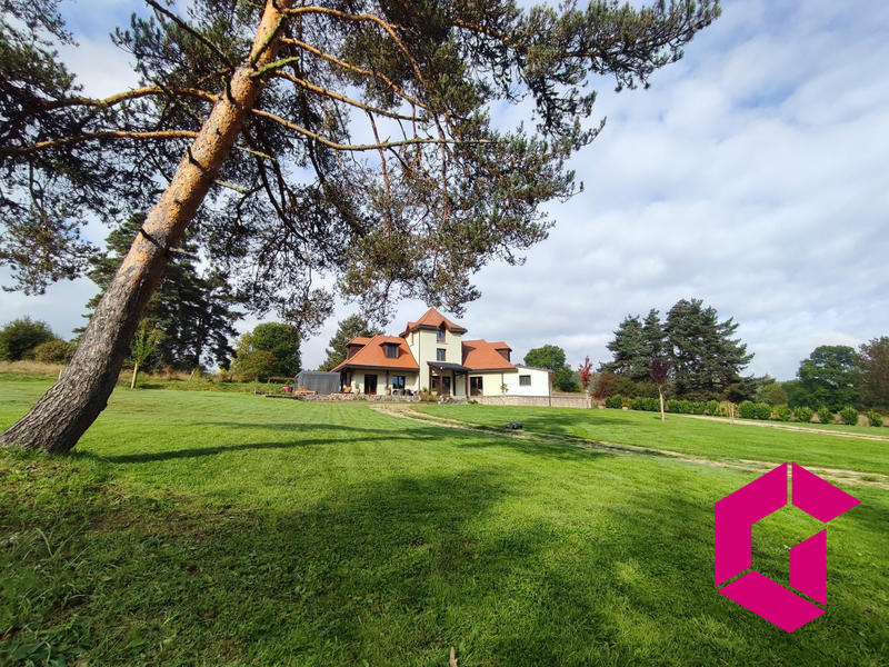 Maison contemporaine - 225 m² - 8 pièces