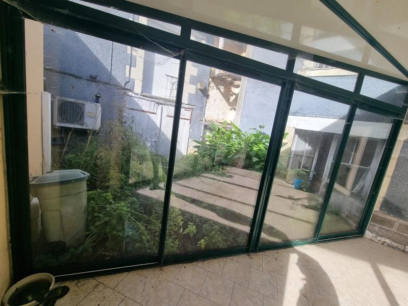 Maison - 266 m² - 5 pièces