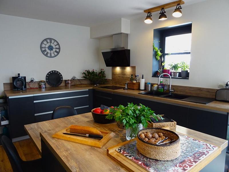 Maison - 273 m² - 8 pièces