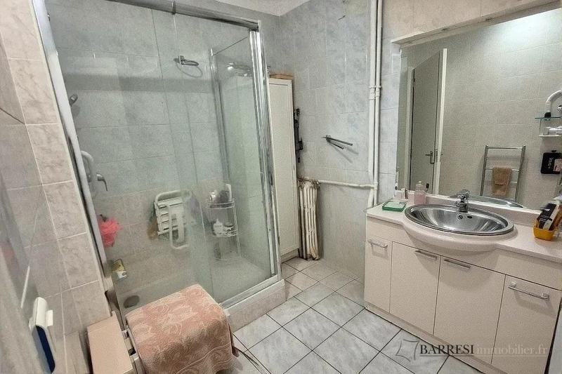 Appartement - 98 m² - 4 pièces