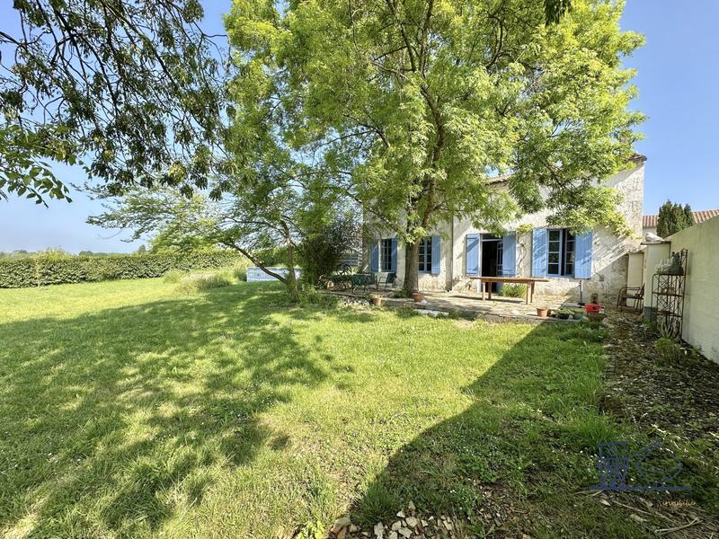 Maison ancienne - 129 m² - 4 pièces