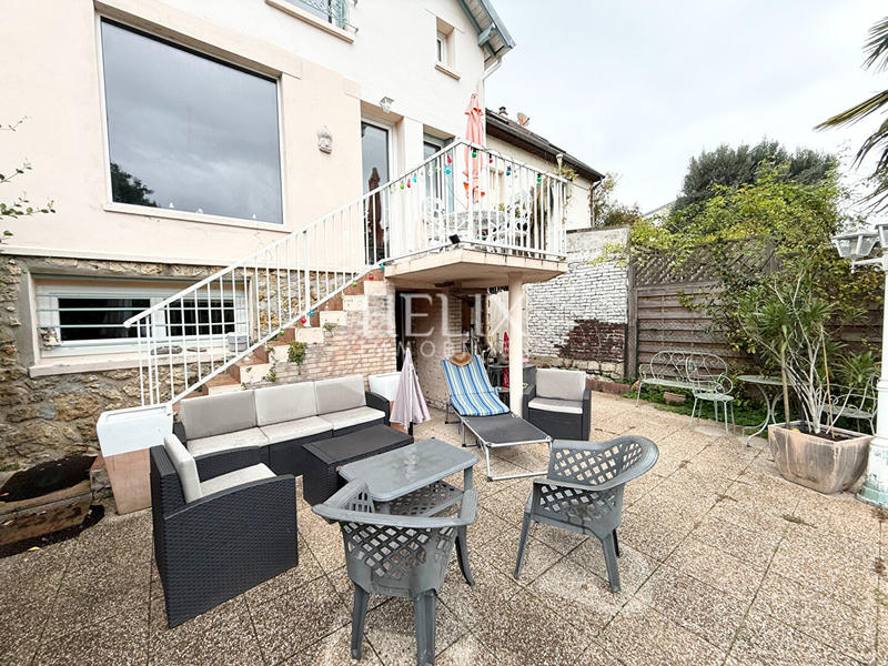 Maison - 125 m² - 5 pièces