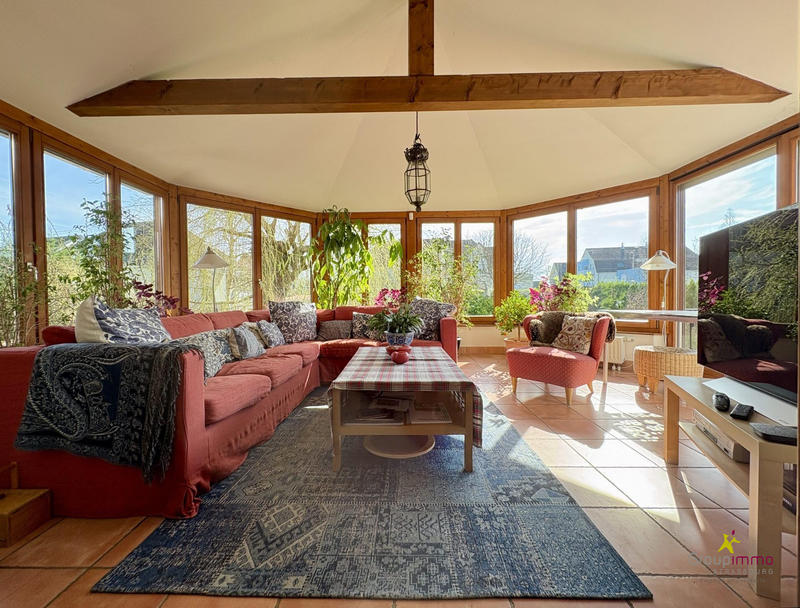 Maison - 245 m² - 8 pièces