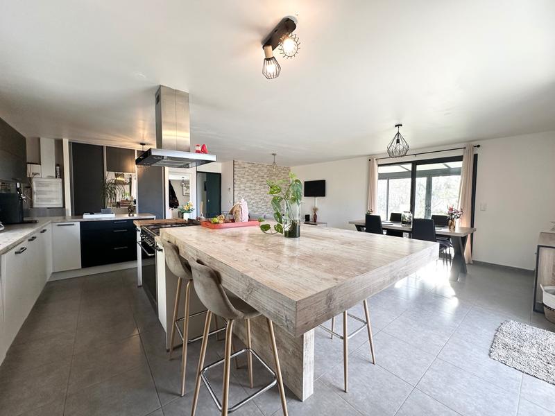 Maison - 120 m² - 5 pièces