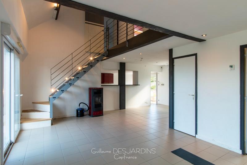 Pavillon - 110 m² - 6 pièces