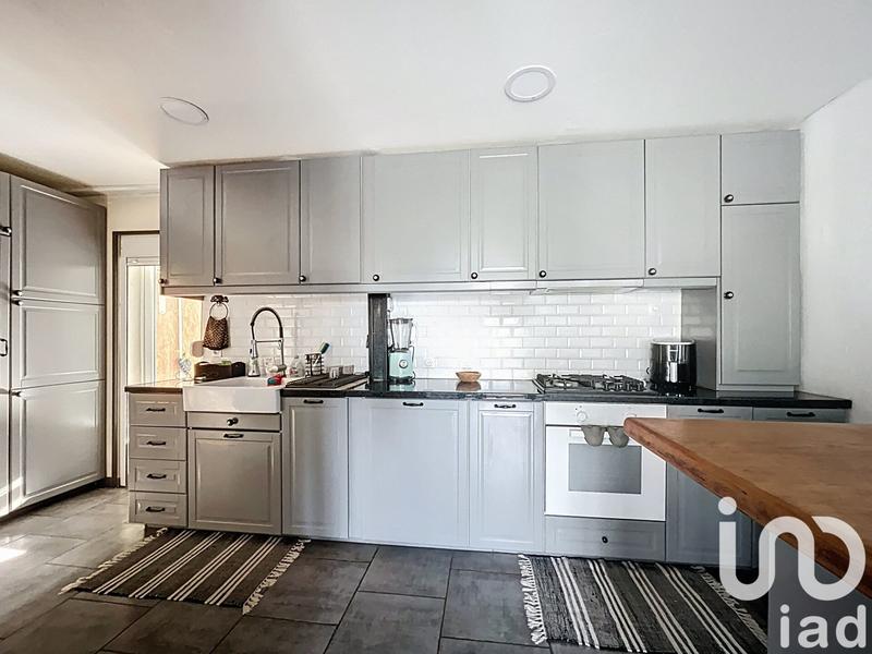 Maison - 98 m² - 5 pièces