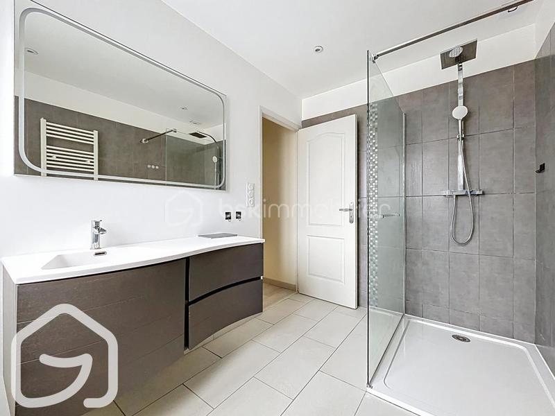 Maison de ville - 65 m² - 4 pièces