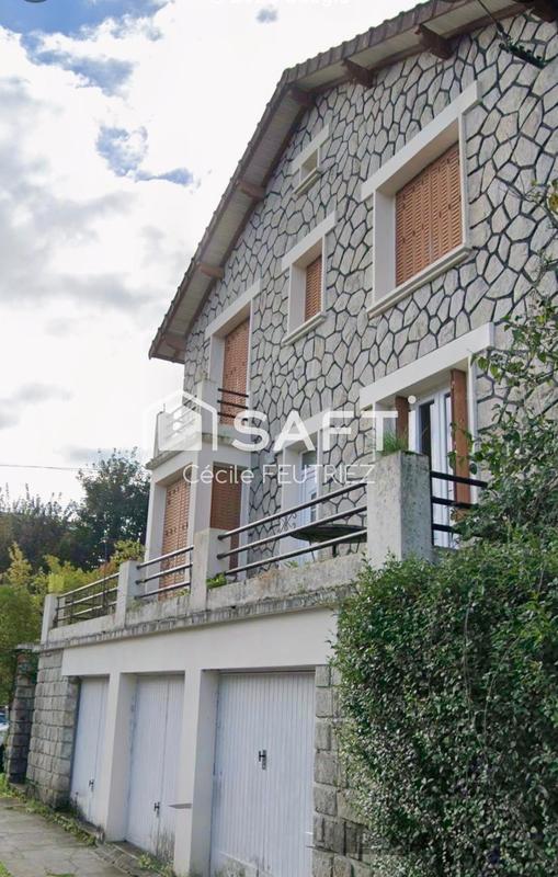 Maison - 138 m² - 6 pièces