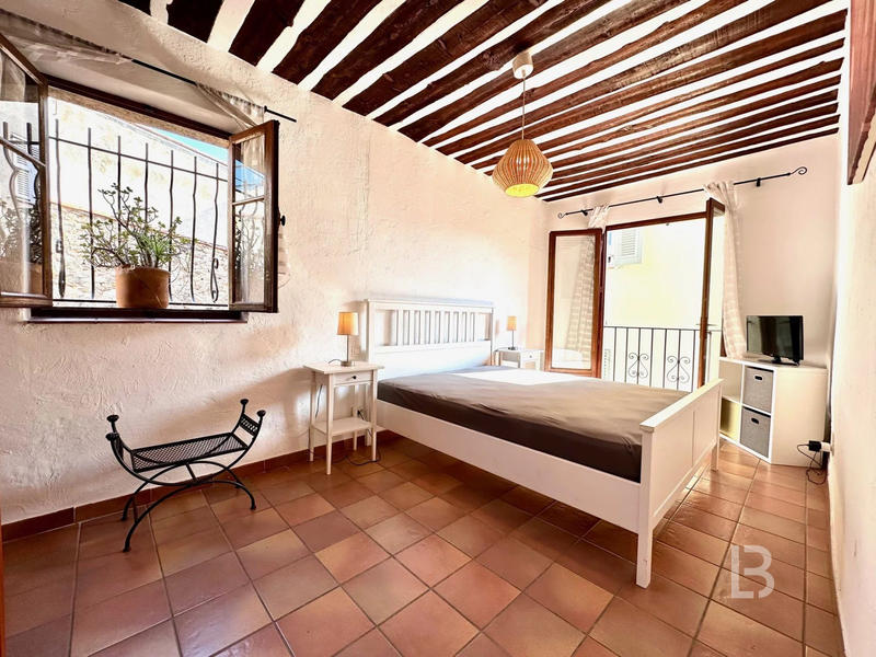 Maison - 96 m² - 4 pièces