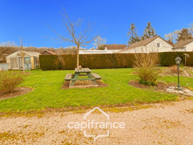 Maison - 199 m² - 9 pièces