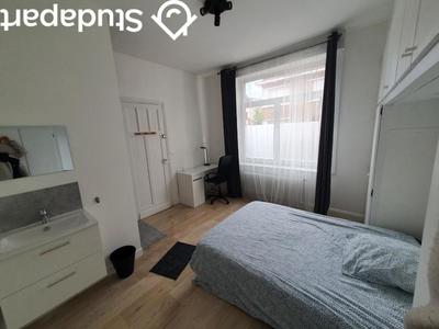 Chambre - 13 m² - 1 pièce