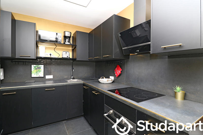 Chambre - 10 m² - 1 pièce