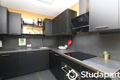 Chambre - 10 m² - 1 pièce