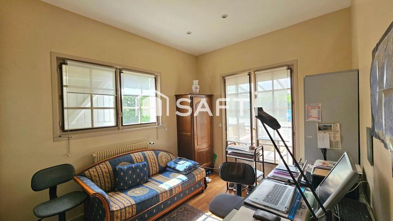 Maison - 182 m² - 8 pièces