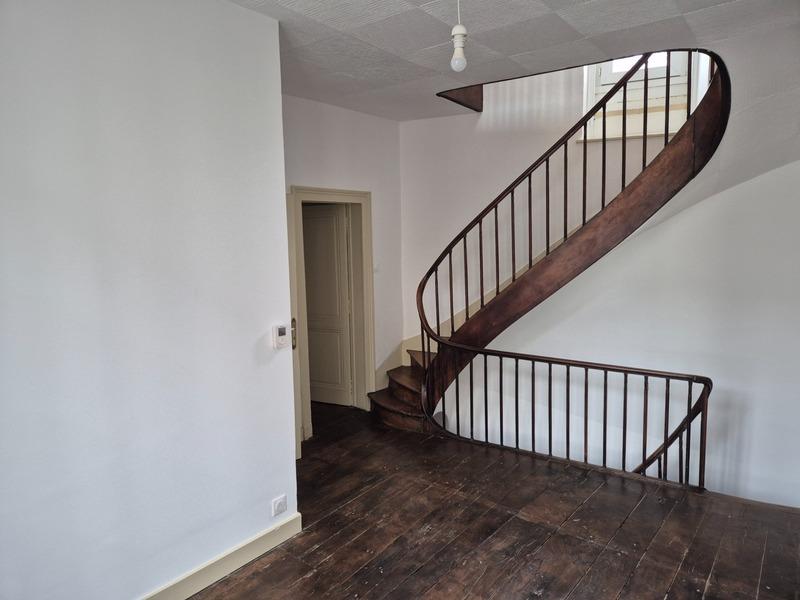 Maison - 80 m² - 5 pièces