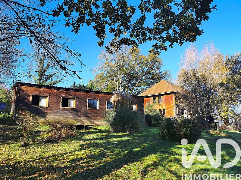 Maison - 170 m² - 8 pièces