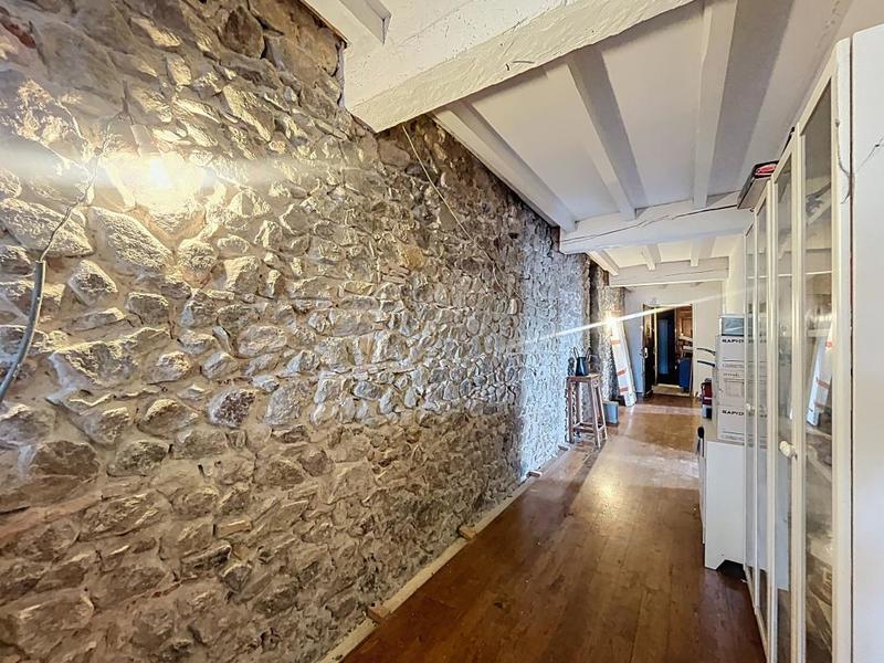 Appartement - 264 m² - 4 pièces