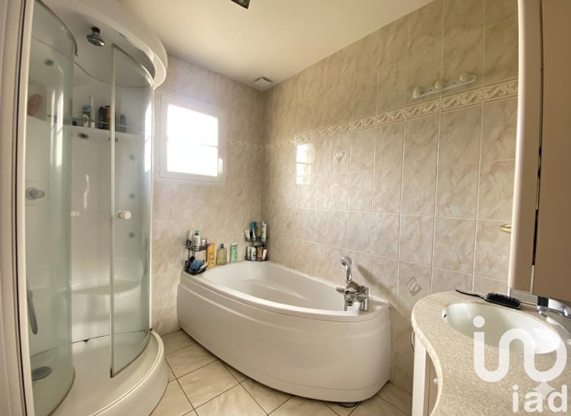 Maison - 122 m² - 7 pièces