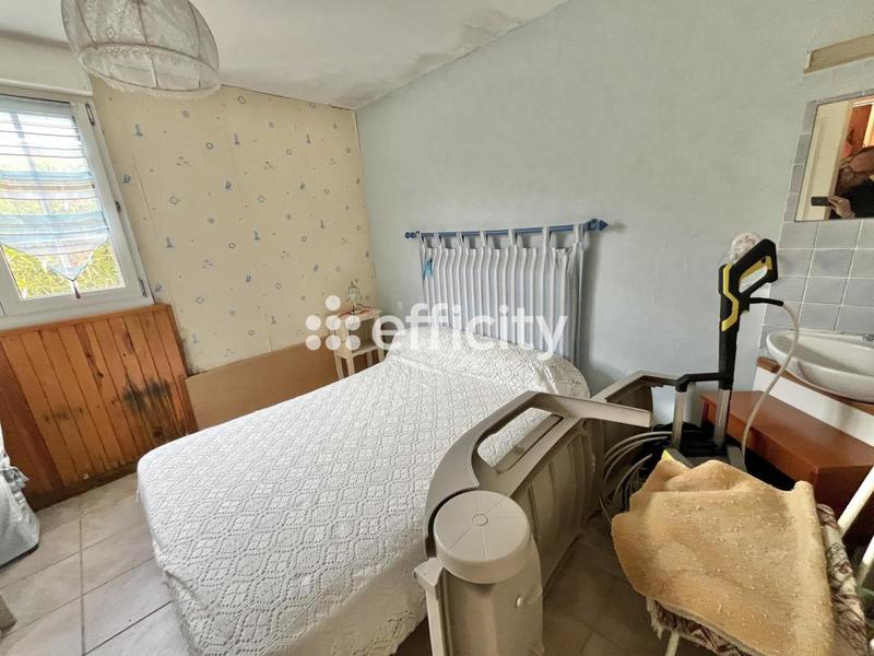 Pavillon - 90 m² - 5 pièces