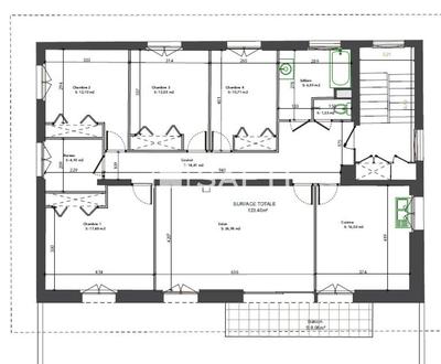 Appartement - 125 m² - 5 pièces