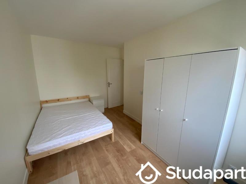 Chambre - 10 m² - 1 pièce
