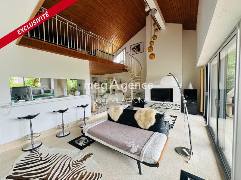 Maison d'architecte - 138 m² - 5 pièces