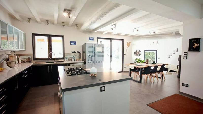 Villa - 145 m² - 7 pièces