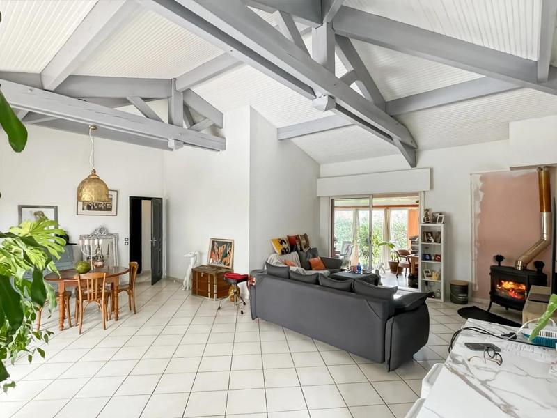 Maison - 144 m² - 6 pièces