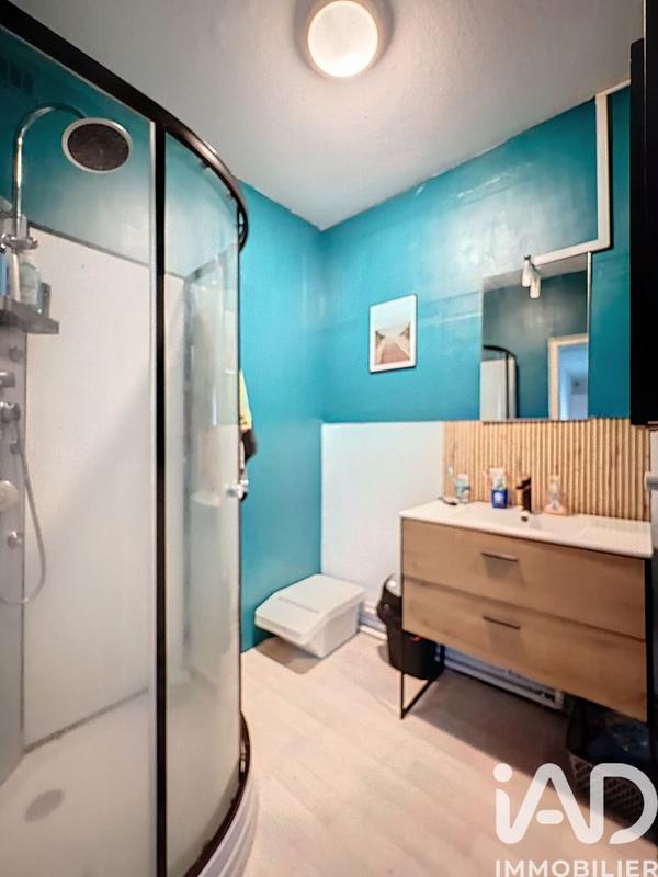 Maison - 244 m² - 11 pièces