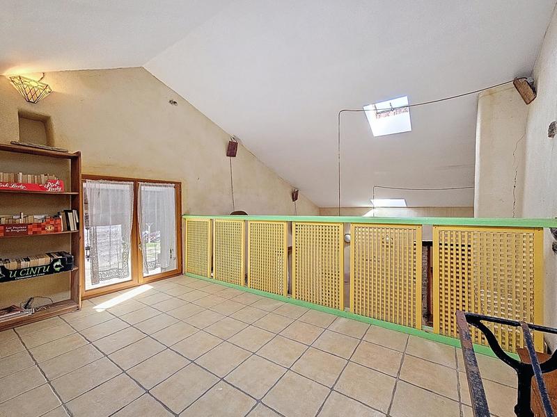 Maison de village - 300 m² - 18 pièces