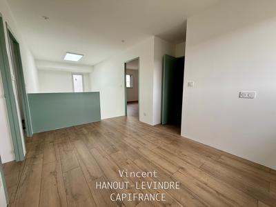 Maison - 137 m² - 6 pièces