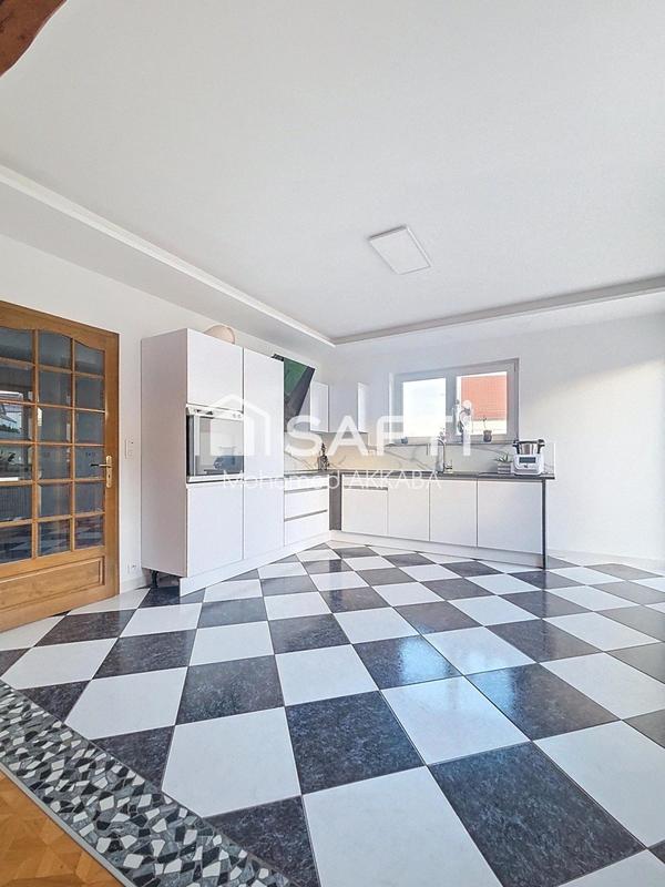 Maison - 184 m² - 6 pièces