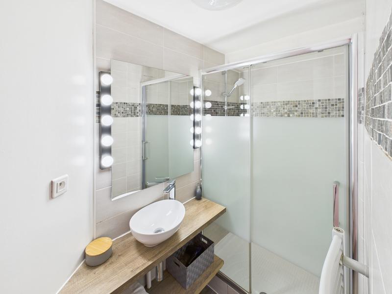 Maison - 600 m² - 7 pièces