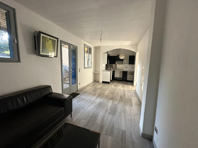 Maison - 65 m² - 3 pièces