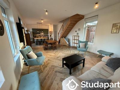 Chambre - 15 m² - 1 pièce