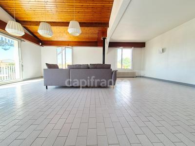 Maison - 170 m² - 5 pièces