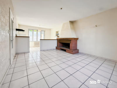 Maison - 82 m² - 4 pièces