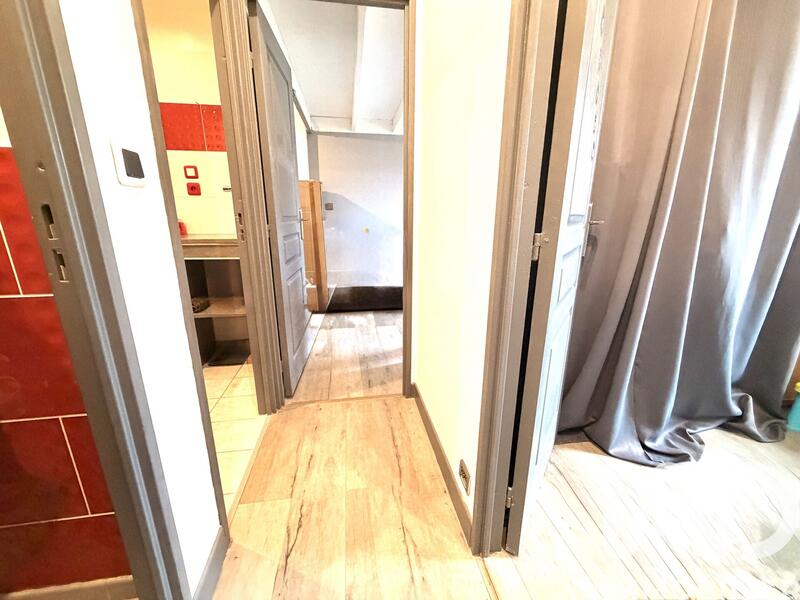 Appartement - 92 m² - 5 pièces