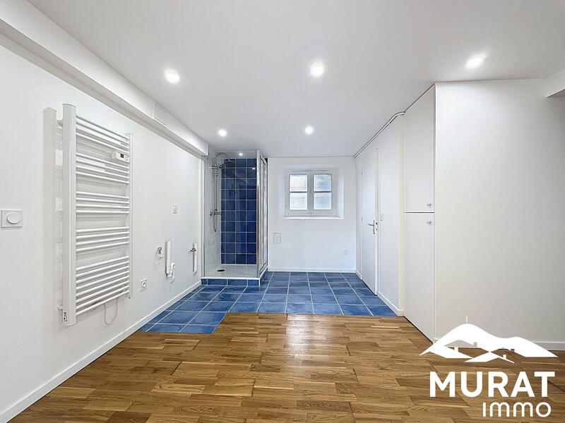 Maison - 200 m² - 7 pièces