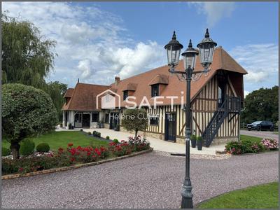 Maison - 245 m² - 9 pièces