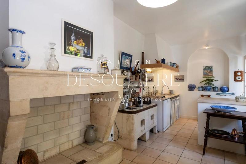 Maison de ville - 300 m² - 7 pièces