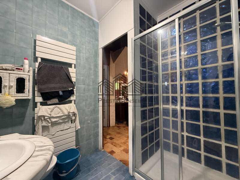 Maison - 210 m² - 5 pièces