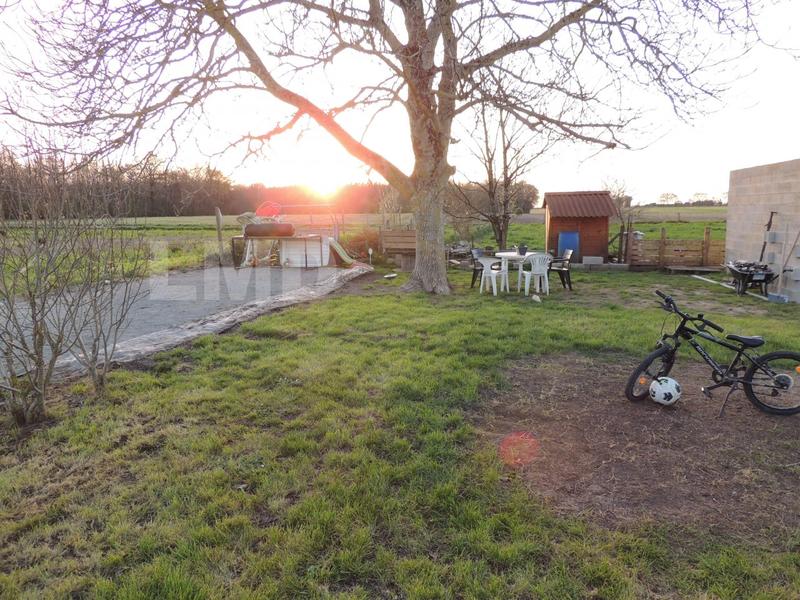 Maison en pierre - 113 m² - 4 pièces